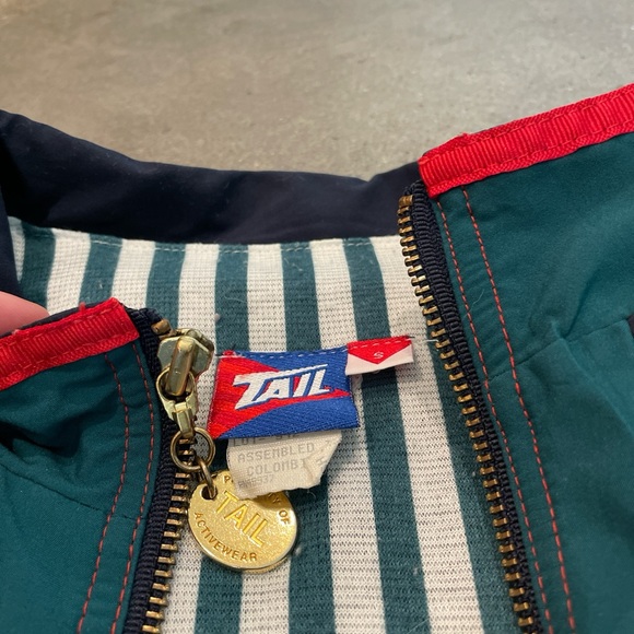 90s warm windbreaker - Picture 3 of 3